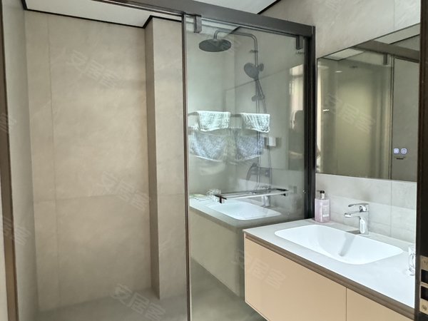 金华东阳横店南江玺南江玺4房改3房4卫,豪华装修,带地暖,真实价格,出租房源真实图片