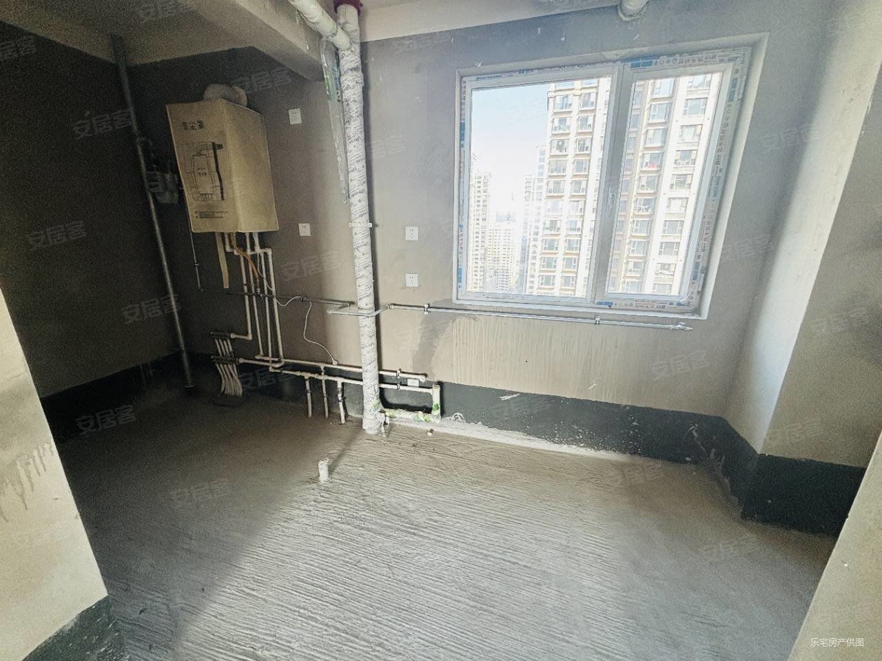 紫御蘭庭3室2厅2卫126.77㎡南北117万