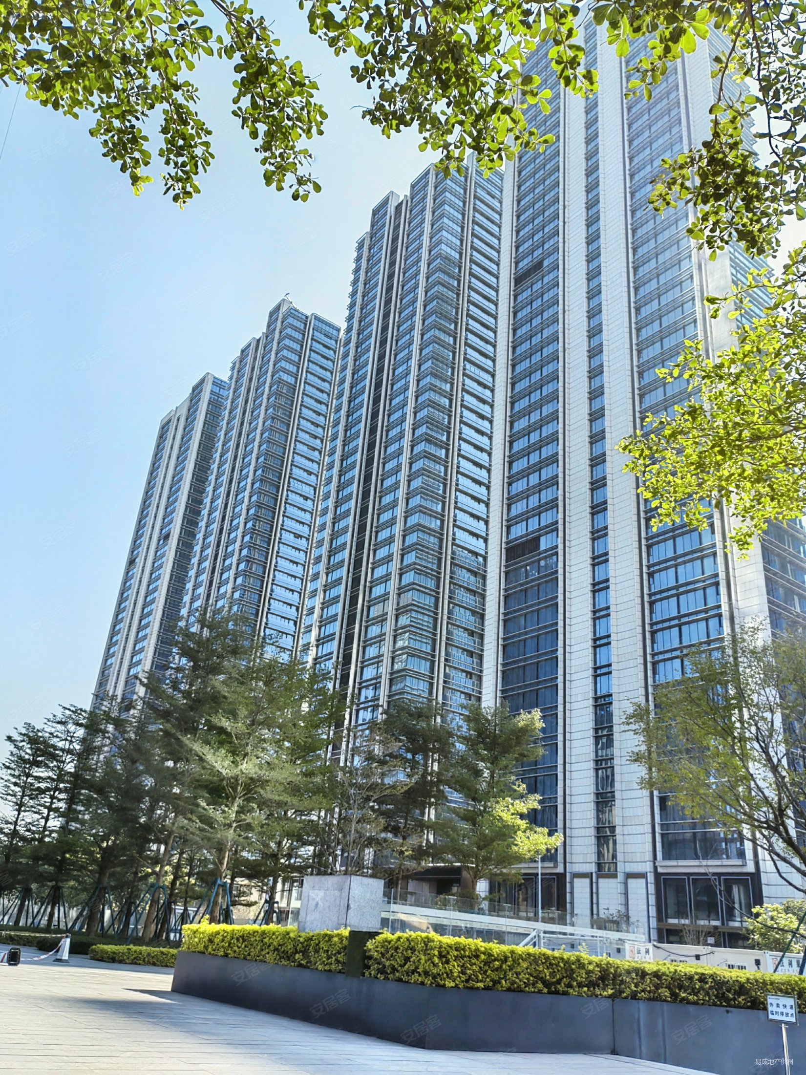 保利鱼珠港商住楼