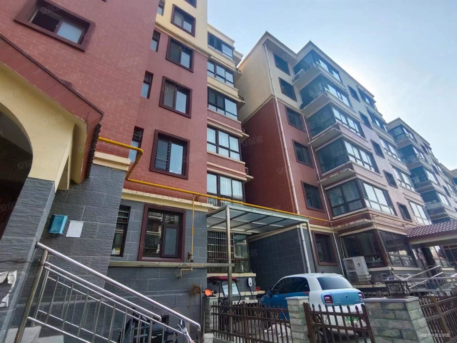 电梯洋房地段紫御美墅小区三室两厅两卫标准户型