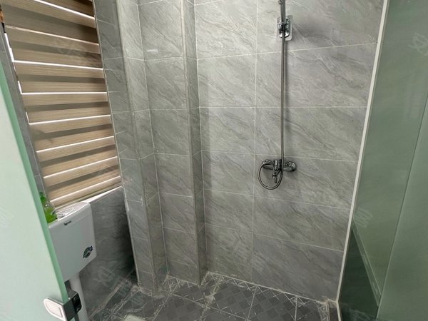 深圳龙岗坪地坪地二十二小区毕业季坪地坪洲百货森广源比亚迪智慧园