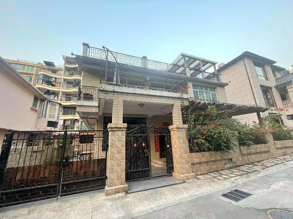 深圳布吉丹竹头龙泉别墅大芬龙泉别墅 精装6房3厅3卫 带私家车位和