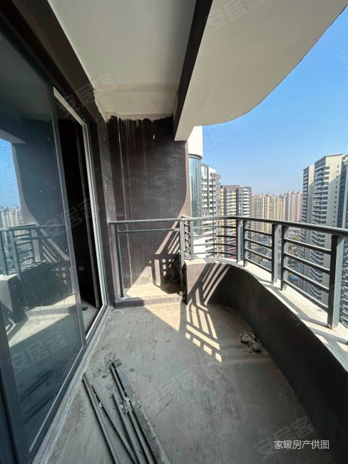 万峰城d区峰景里