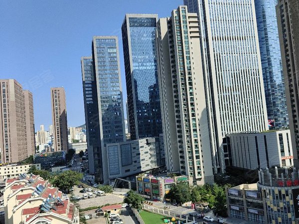 青岛市南五四广场曼哈顿广场奥斯卡创业中心万象城 曼哈顿广场多套