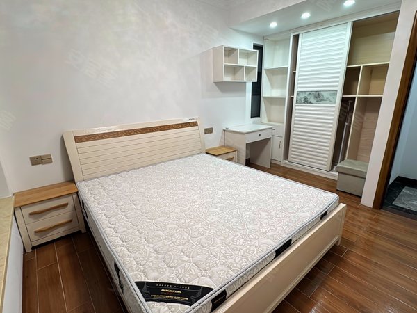 【多图】益田假日府邸,公明租房,益田假日,三室两厅一卫,配置齐全