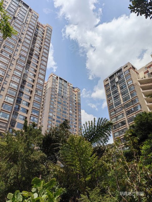 端头房,间间敞亮,精装修三房,版筑翠园二手房,180万,3室2厅,1卫,89.