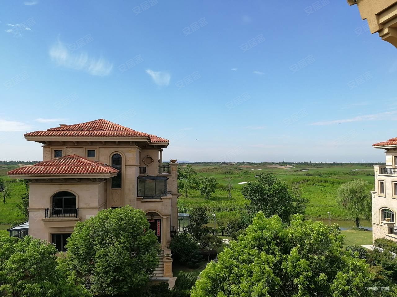 保亿风景水岸600平米大花园别墅,5年前买进价格急售!