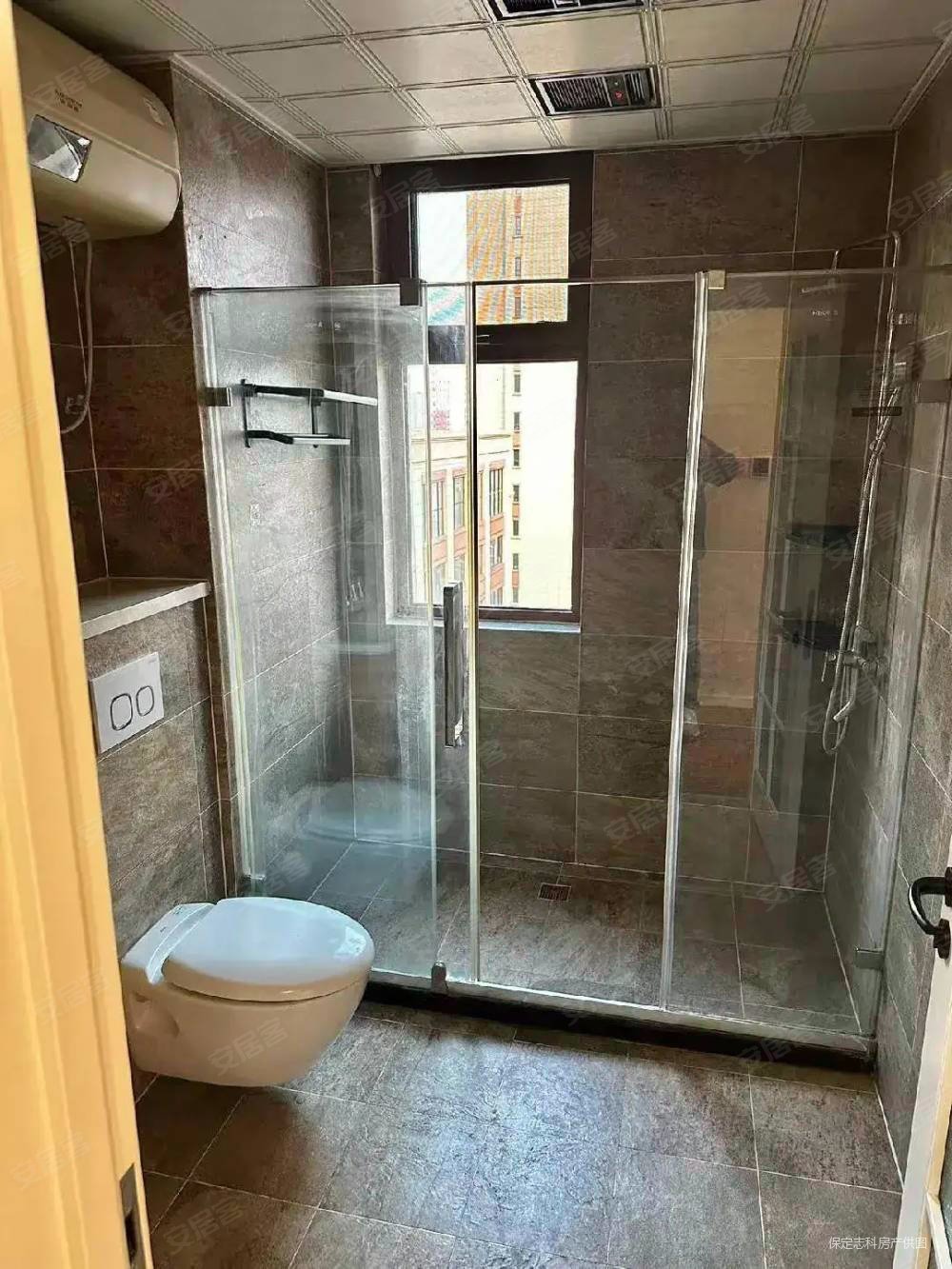 卓正丽景蓝湾(C区)3室2厅2卫146㎡南北158万