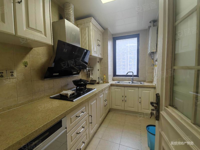 九珑湾有电梯交通便捷环境好精装好房高楼层视野好