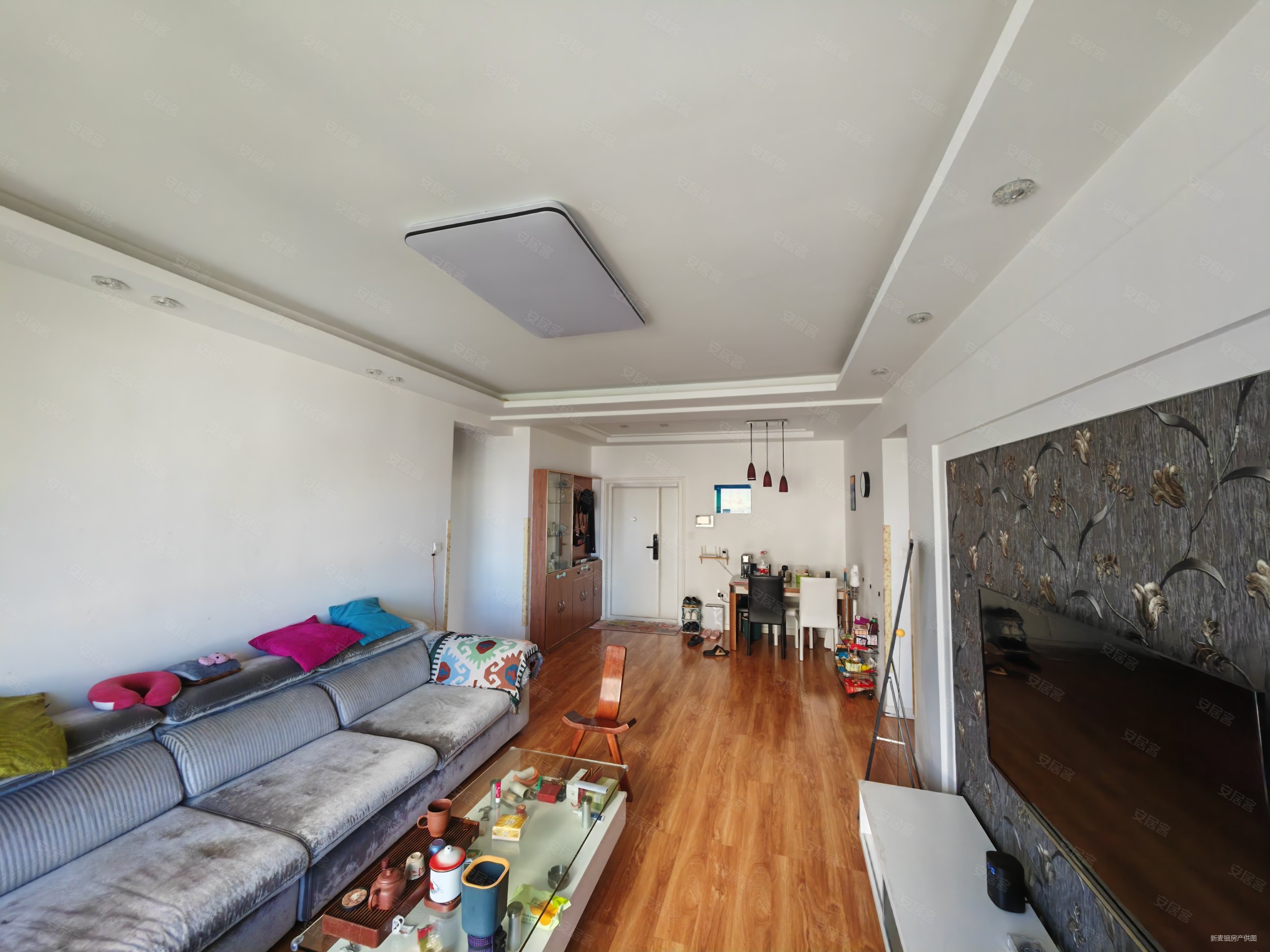 上东城小区3室1厅2卫108.6㎡南北69万