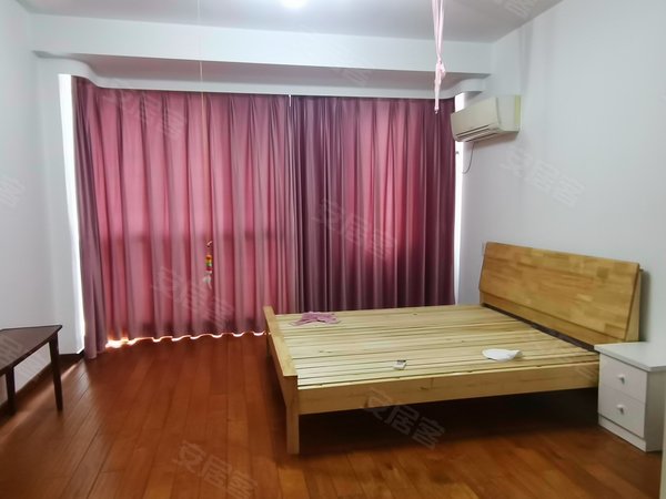 海宁长安镇农发区星星港湾花园清风苑(别墅)排屋出租家具家电齐全出租房源真实图片