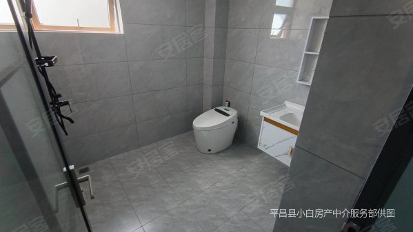 龙锦湾一期4室2厅2卫115㎡南北48万