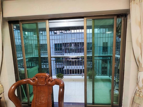 深圳宝安沙井田园居田园居三房全齐出租,紧邻地铁12号线,沙井外环高速