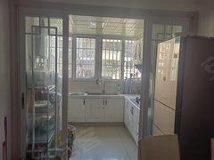 镇江润州南徐新城周边南徐 凤凰家园 三室1400 婚装出租 看房方便出租房源真实图片