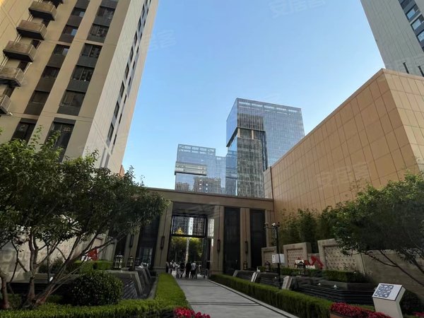 太原万柏林长风商务区华润悦府可注册大三居两卫民水民电长风商务区