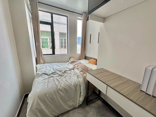 深圳龙岗坂田雪象花园新村雪象花园新村 精装电梯一房 采光好朝南 近