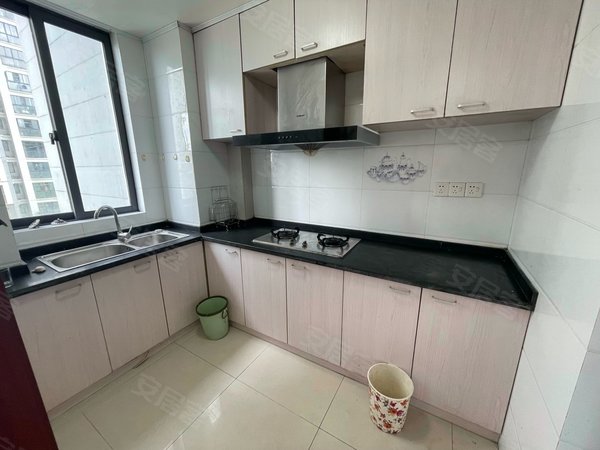 苏州吴中长桥华村苑急租华村苑 精装两房 随时看房 民用水电 拎包入住