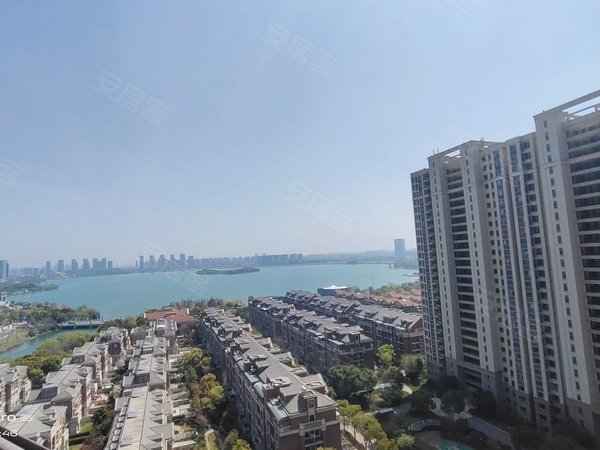 苏州吴中郭巷九龙仓碧堤半岛郭巷尹山湖,九龙仓碧堤花园,碧堤雅苑近长