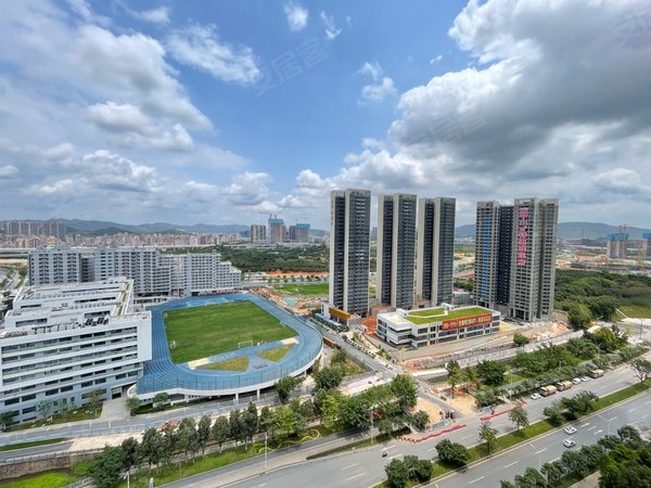 深圳光明光明乐府花园科学公园三房急租,看房方便,拎包入住,小区很