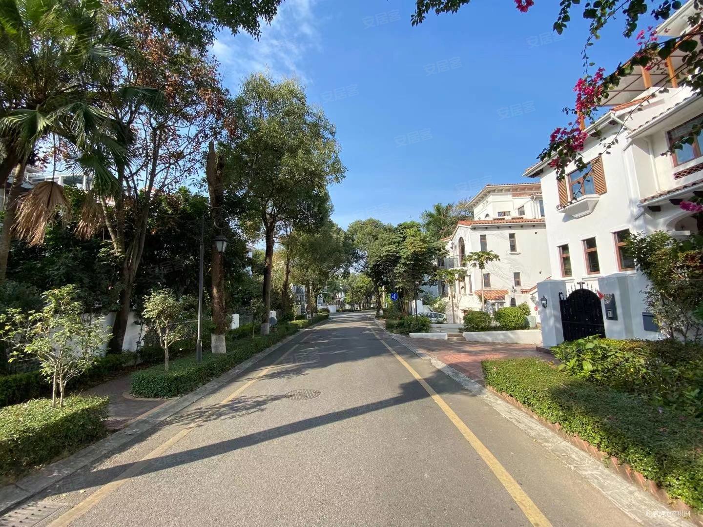 招商华侨城曦城一二期别墅