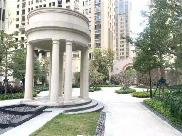 【多图】中航上城,世茂御龙湾租房,上新保利上城 商品套房三室两厅两