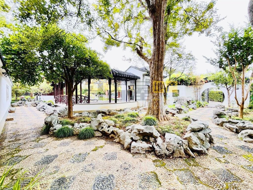 房主急售,天邻风景二手房,2388万,5室3厅,5卫,353平米