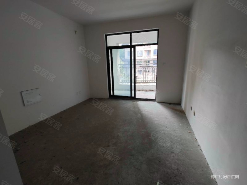 左岸尚海湾两房价格实惠