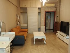 银川兴庆新一中月星家居隆鑫苑金茂建材旁！凝聚力精装公寓家具家电齐全拎包入住出租房源真实图片