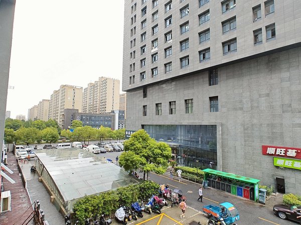 杭州钱塘金沙湖中沙金座中沙金座 金沙湖地铁口 金沙湖天街旁 家具