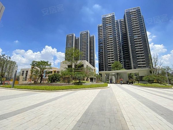 广州黄埔鱼珠富颐华庭富颐华庭 3室2厅2卫 电梯房 精装修 南北通透