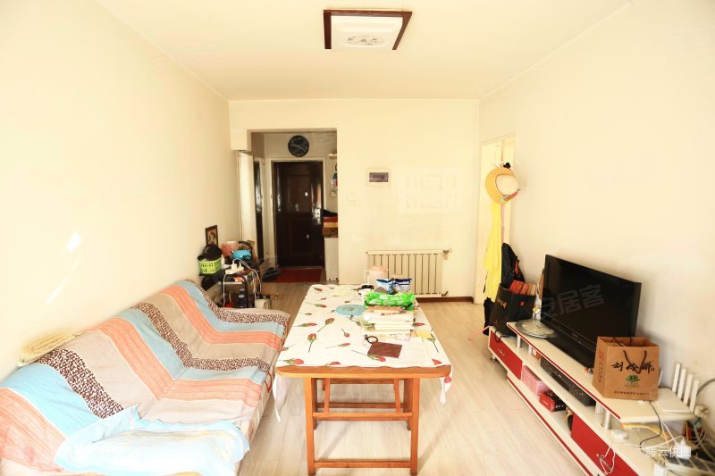 瑞康花园,中楼层阳面一室,落地窗采光好,紧邻菜市场地铁站