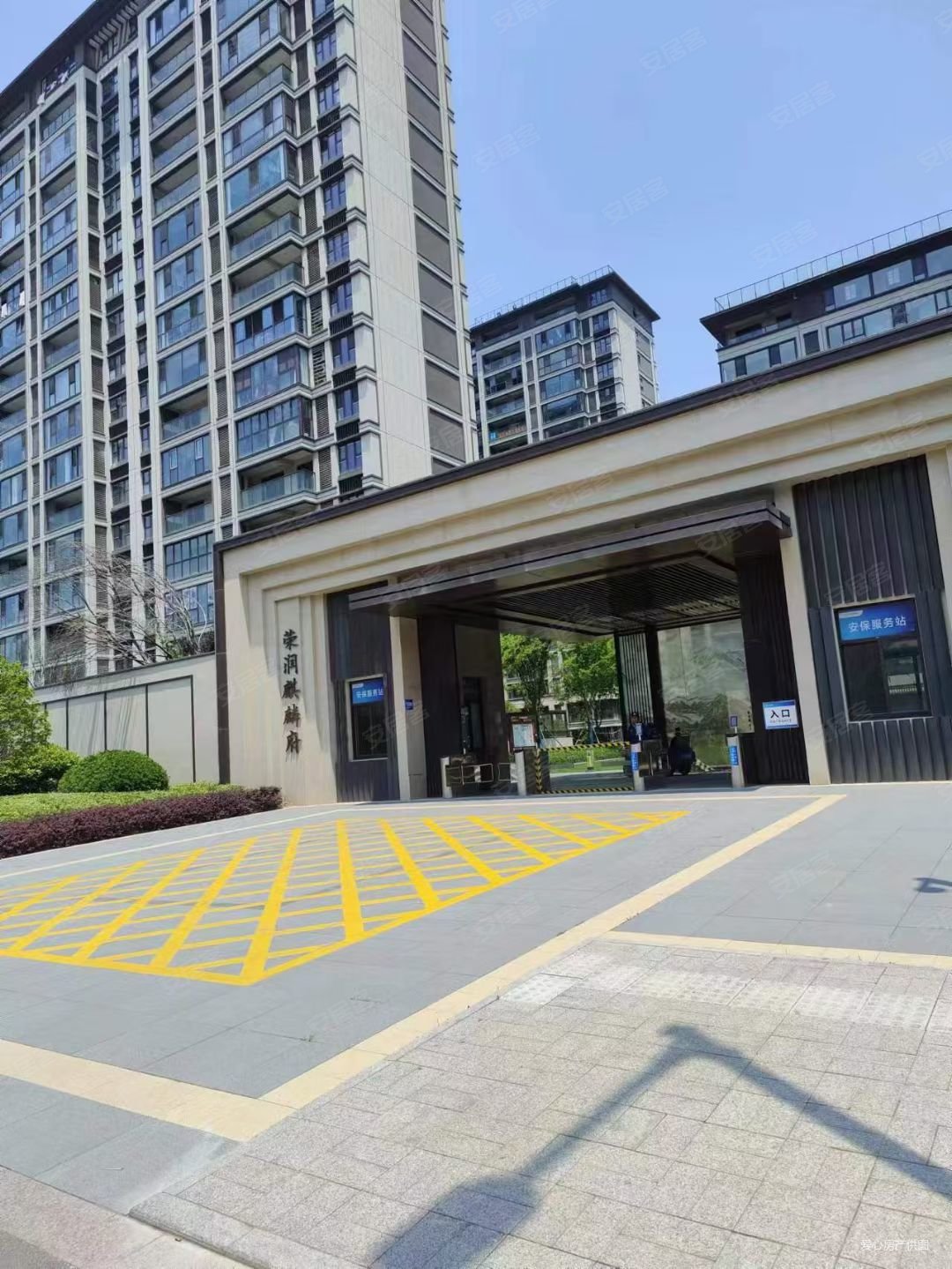 荣润麒麟府3室2厅1卫102㎡南北85.8万