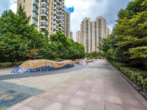 上海长宁天山天山河畔花园品质社区,高区景观央座,精装修,拎包入住