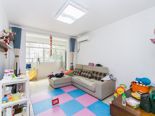 深圳福田景田北景田南住宅小区景田三线地铁口精装三房 南北通透 装修