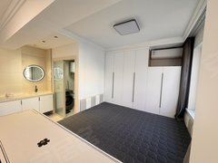 丹东振兴六纬路小学学区万达商圈可月租新式精装 步梯6楼家电全1500包取暖押一付一出租房源真实图片