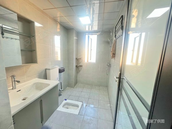 1号线陈家桥地铁站旁50米精装修三房拎包入住富力院士廷