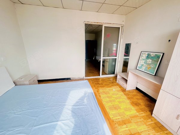 绍兴诸暨诸暨市区友谊公寓(诚信租房)一室一厅一厨一卫499起,可月付押一付一出租房源真实图片