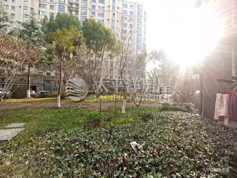 上海房产网>上海二手房>松江二手房>九亭二手房>九城湖滨>800_600