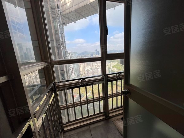 深圳福田华强北南光捷佳大厦高层1房不看医院,随时看房拎包入住,办公