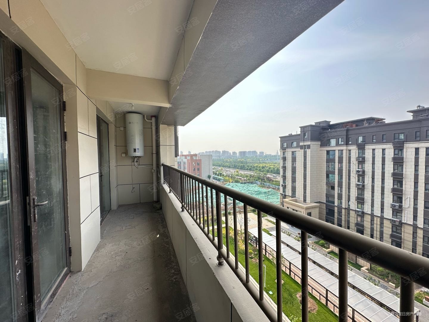 多层电梯洋房 送车位 储藏室 铂金楼层 可议价