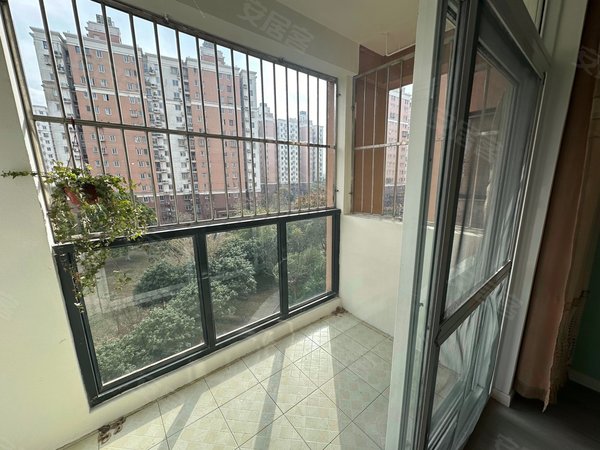 上海浦东曹路中虹家园无中介费!官方核验 办居住证 车位!