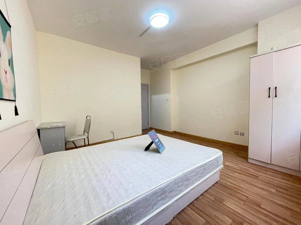 浮山香苑 独卫主卧 面积超大低楼层 精装修无中介,市南租房-青岛58