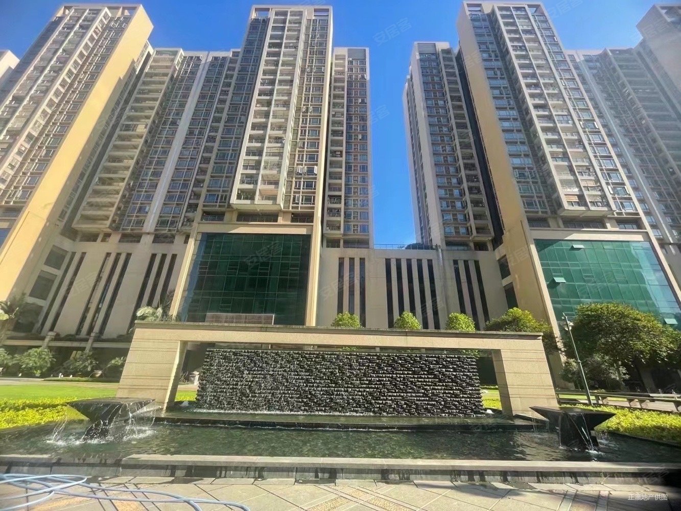 骏威锦东花园a区3室2厅1卫106.39㎡东南348万