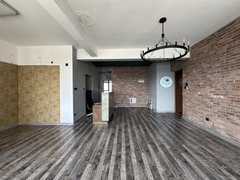 大连西岗香炉礁百年港湾次新房近宜家奥特莱山姆 停车位充足 近地铁轻轨3号线出租房源真实图片