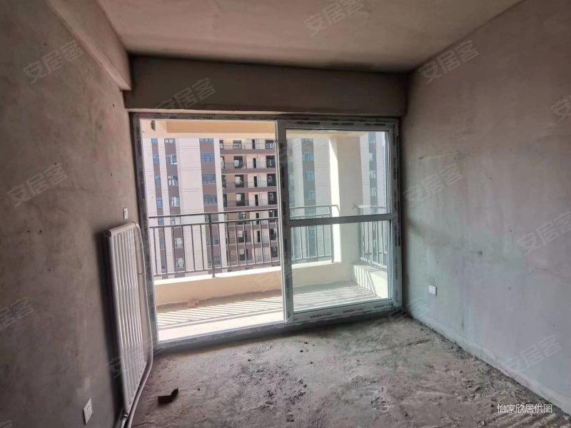 高楼层采光充足房龄新,七号公馆二手房,50万,3室2厅,2卫,104平米-兰州