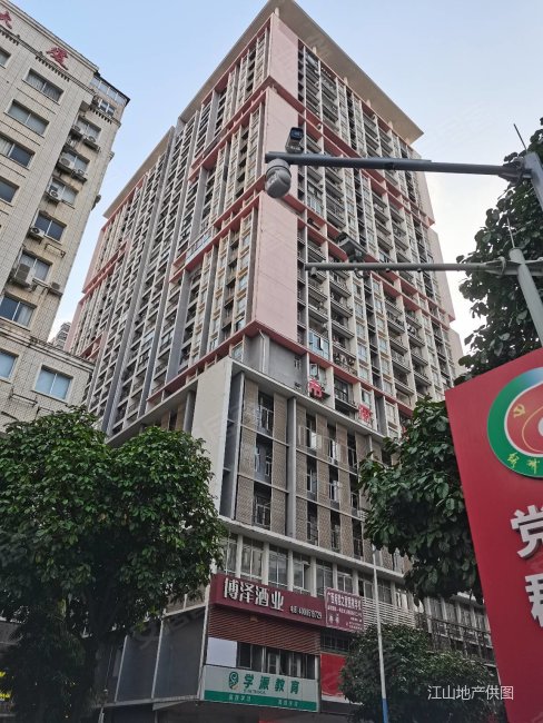 金湖广场琅西地铁口三美附近南湖公园旁希尔顿阳光一房