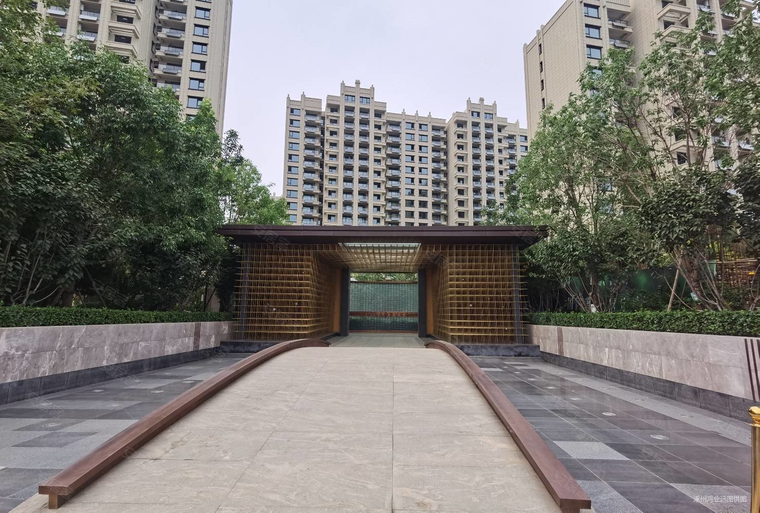 德信御府2室2厅1卫86㎡南78万