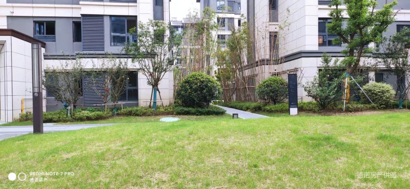 水月源岸花园 商品住宅 双卫格局 次新小区 南北通透