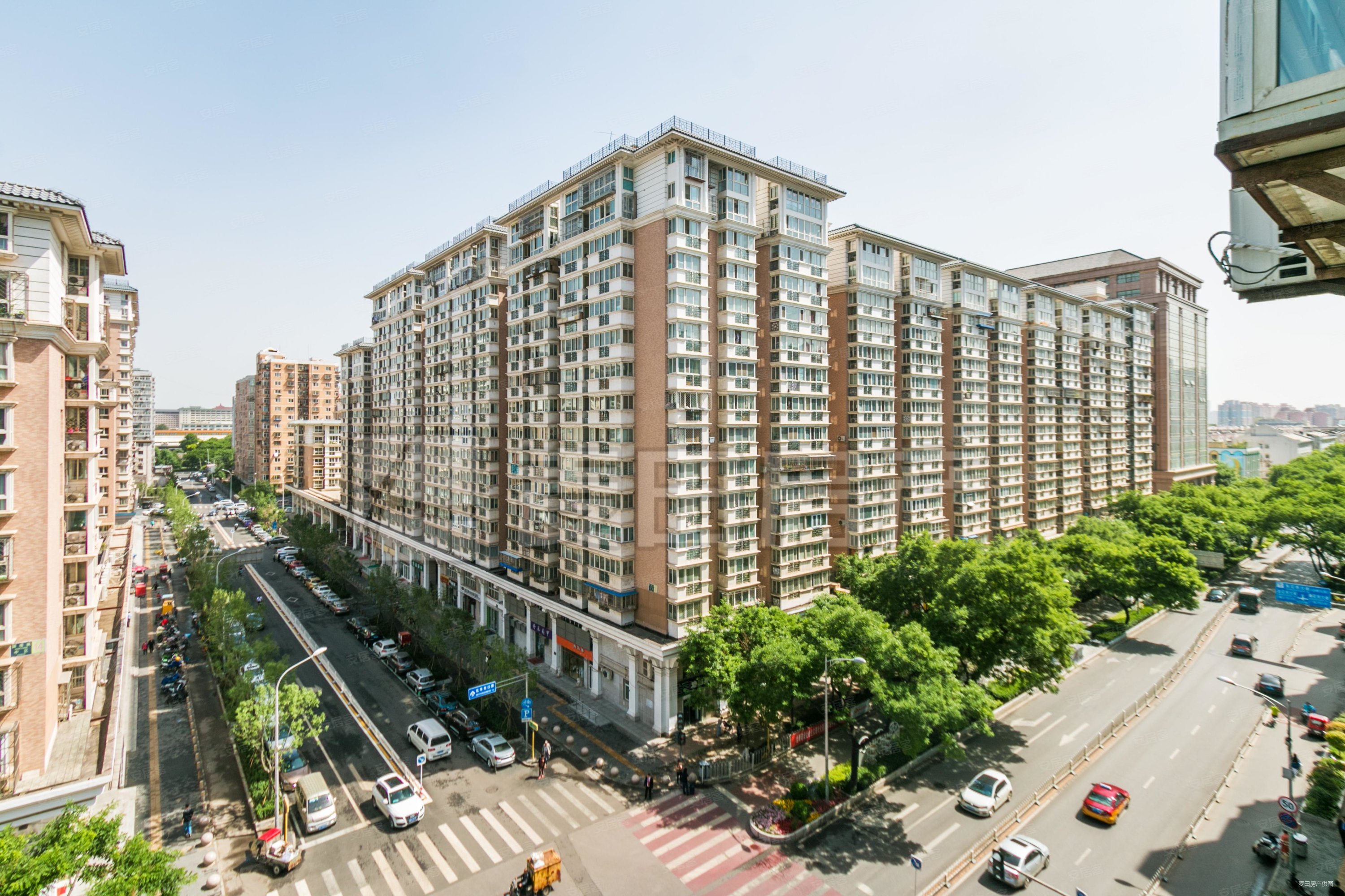 国瑞城东区高层两居室南北通透明厨明卫人车分流集中供暖