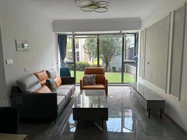 嘉兴海宁海宁市区北辰一品洛龙路 北辰一品精装修三室两卫  房东自住